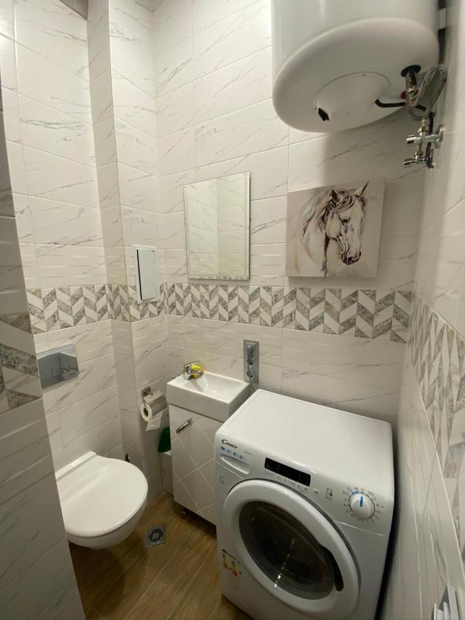 La Luna - High-End 2Bd Flat In The Top Centre By Flat Mаnager Sofia Extérieur photo